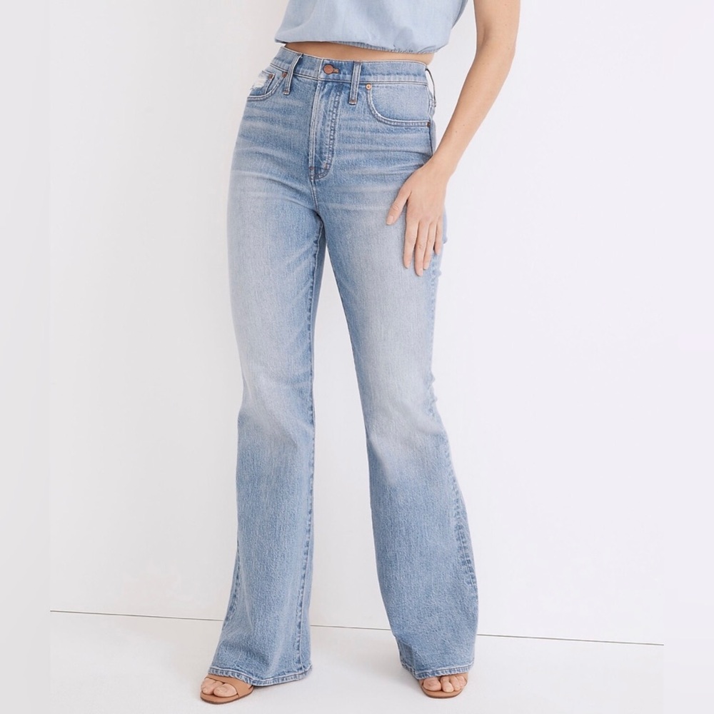Madewell LIKE NEW The Perfect Vintage Flare Jean in Delavan Wash